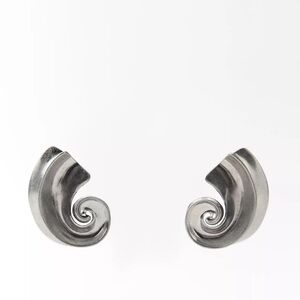 Semi-Circular Earrings in Silver
